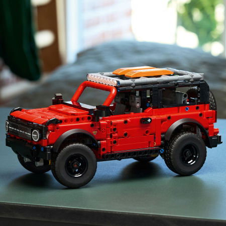 LEGO®  Technic - SUV Ford Bronco (42213), 943 piese [5]