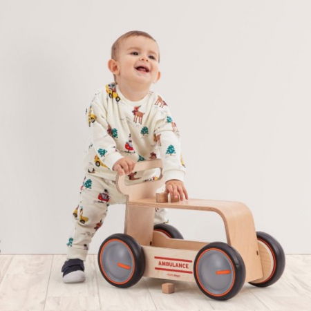 Idei de cadouri pentru bebelusi si copii - Masinuta ride-on, premergator si carucior de jucarii MamaToyz DriveMe Wood, Ambulanta - Jucarie din lemn 3 in 1