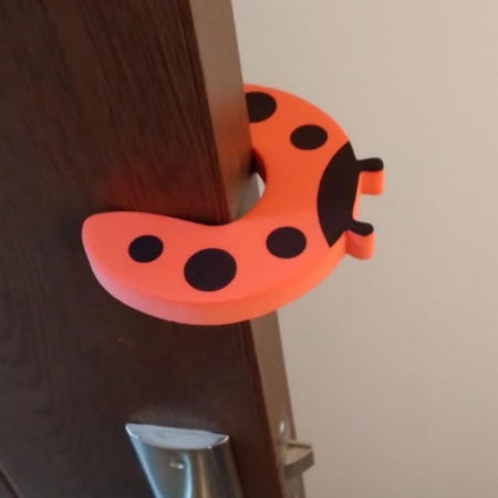 Opritor de usa Empria [5]