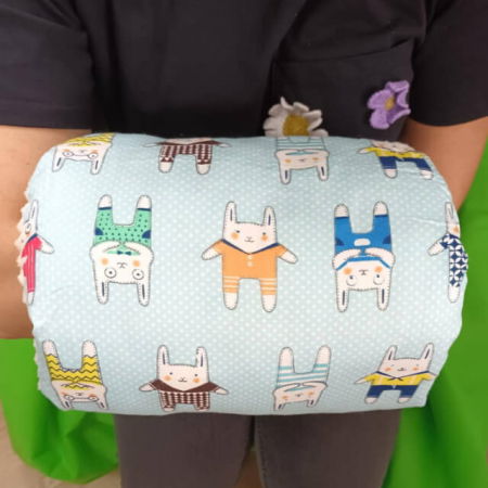 Perna de alaptare bebelusi pentru brat,perna relaxare, Empria, 24x20x10 cm, Pets [10]