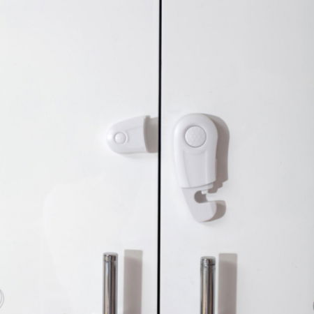 Set 4 bucati sigurante rotative, pentru usi dulap, 9.3 x 3.5 x 1.5 cm, Alb [2]