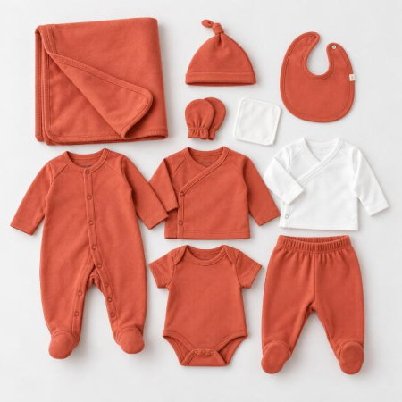 Idei de cadouri pentru bebelusi si copii - Set de 10 piese pentru nou nascut - 100% bumbac organic - Scortisoara, BabyCosy