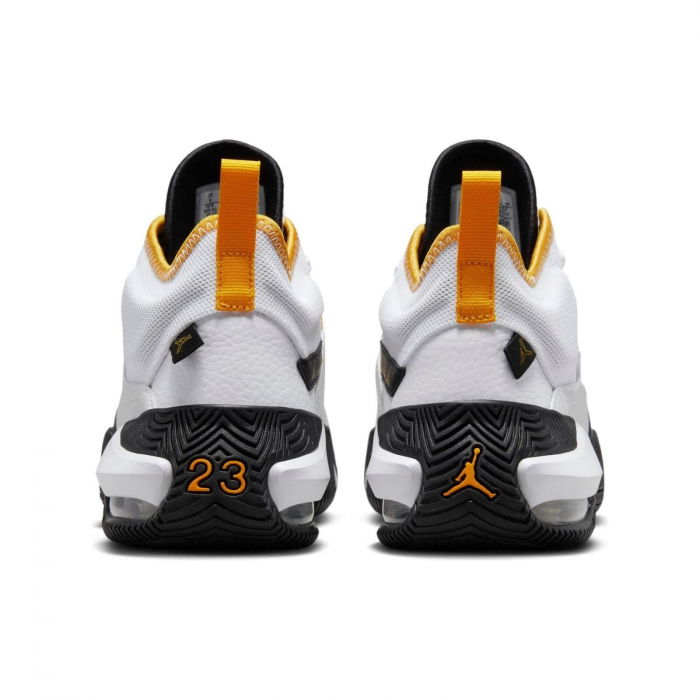 Jordan Stay Loyal 2 - DQ8401-107 [6]