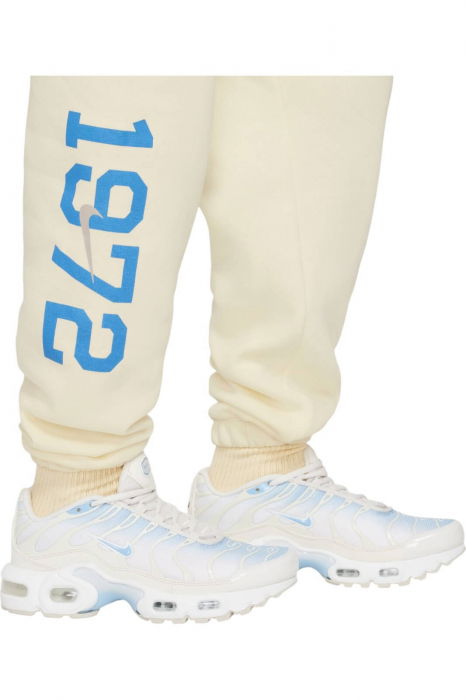 Pantaloni NIKE Club Fleece GX Star - HJ3374-113 [5]