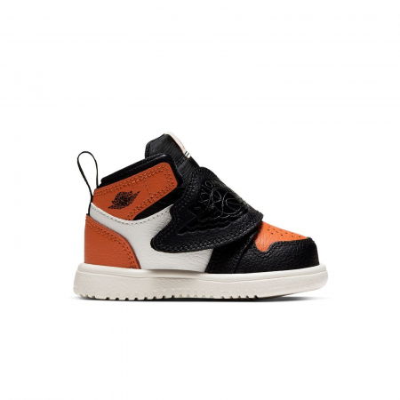 REDUCERI - Jordan Sky Jordan 1 BT - BQ7196-008