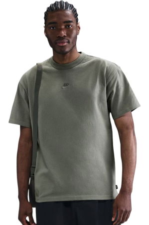 REDUCERI - Tricou NIKE Premium Essentials Sust - DO7392-320