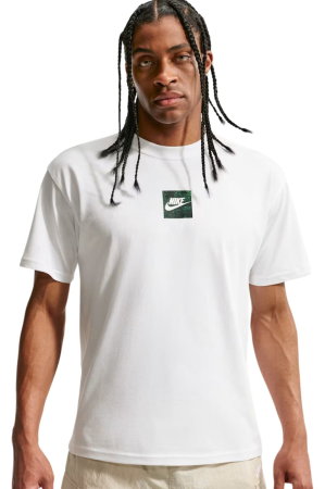 NOUTĂŢI - Tricou NIKE Sportswear Celebrate Future - IR4958-100