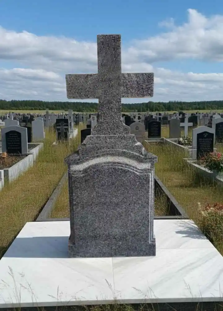 Monumente granit - Cruce granit 002