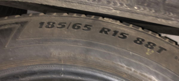 set 2 anvelope 185/65 R15 sh iarna Semperit 6mm cu garantie  [6]