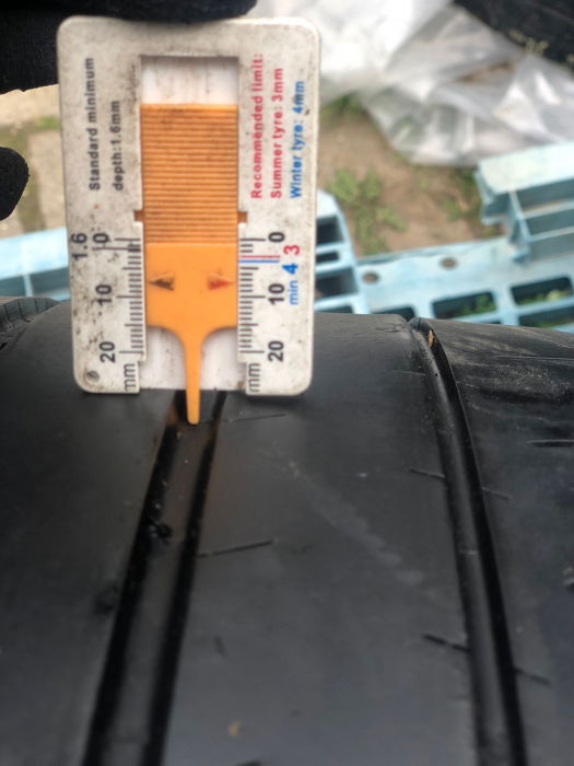 Anvelopa 275/35 R19 100Y sh vara Michelin 6mm cu garantie [6]