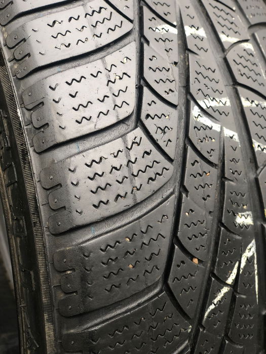 Anvelopa 225/45 R18 95H sh iarna Pirelli 5mm cu garantie [2]
