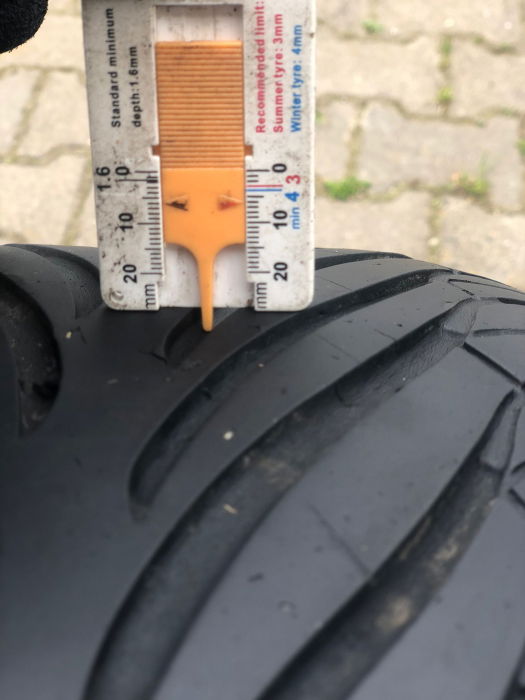 Anvelopa 225/50 R17 94Y sh vara Avon 5mm cu garantie [5]