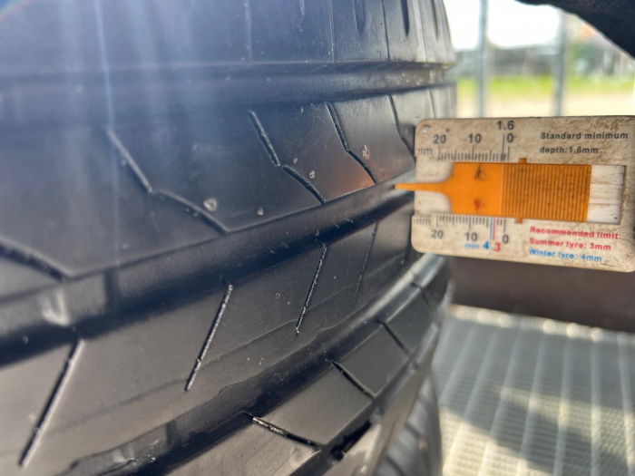 set 2 anvelope 225/65 R17 102H sh vara Bridgestone 7mm cu garantie [6]