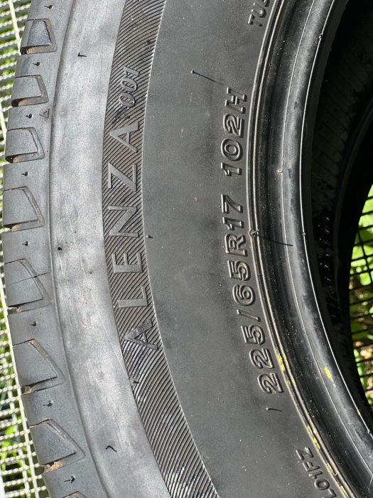 set 2 anvelope 225/65 R17 102H sh vara Bridgestone 7mm cu garantie [4]