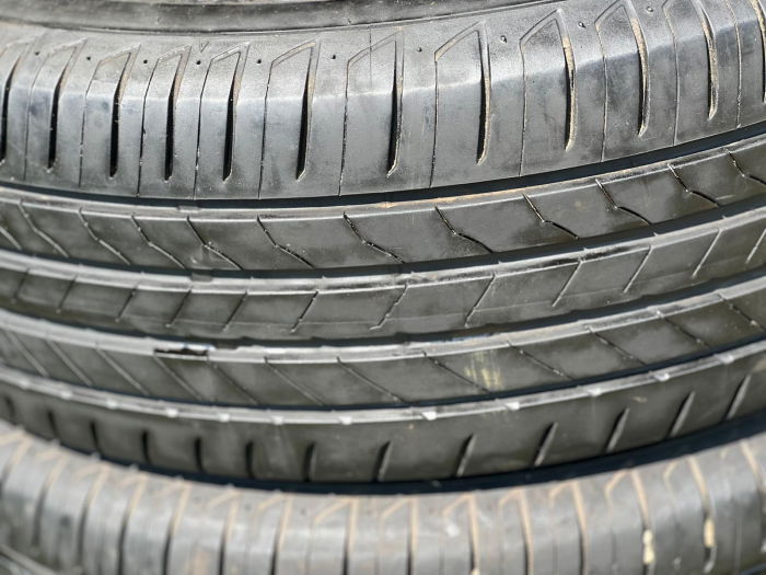 set 2 anvelope 225/65 R17 102H sh vara Bridgestone 7mm cu garantie [2]