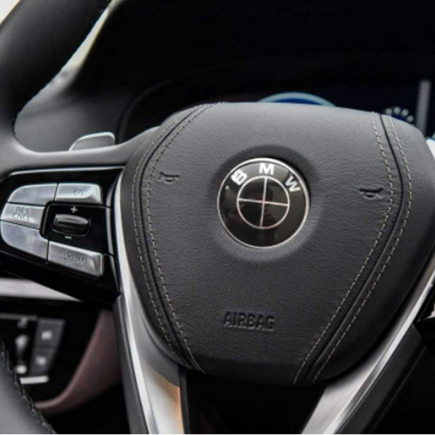 Emblema auto-adeziva BMW volan 45mm [3]