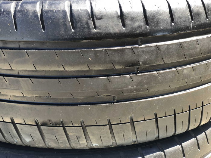 set 2 anvelope 215/45 R18  sh vara Michelin 5mm cu garantie [2]
