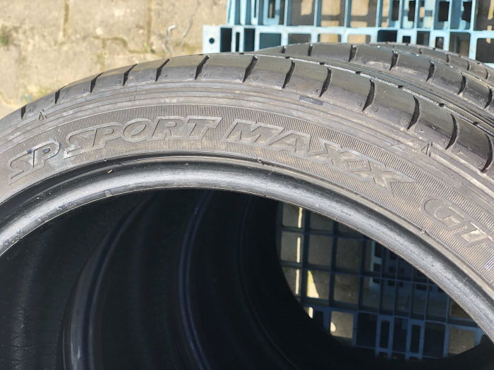 set 2 anvelope 225/40 R18  sh vara Dunlop 6mm cu garantie [4]
