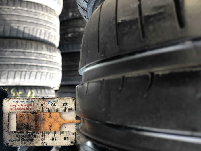 set 2 anvelope 225/40 R18  sh vara Dunlop 6mm cu garantie [7]