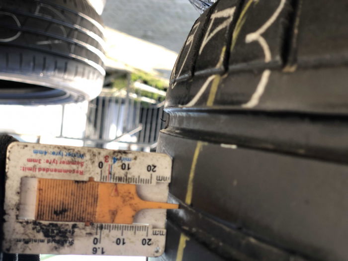 set 2 anvelope 235/55 R17 sh vara Dunlop 5.5mm cu garantie [6]