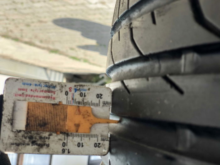 set 4 anvelope 215/40 R17 sh vara Continental 6.5mm cu garantie [7]