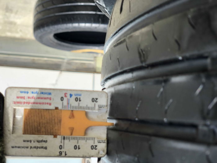 set 4 anvelope 195/55 R16 87H sh vara Continental 5.5mm cu garantie [7]