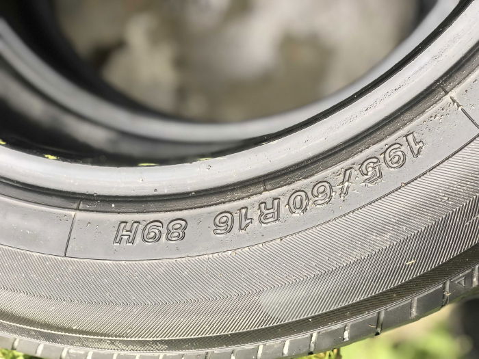 set 2 anvelope 195/60 R16 89H sh vara Yokohama 6mm cu garantie [6]