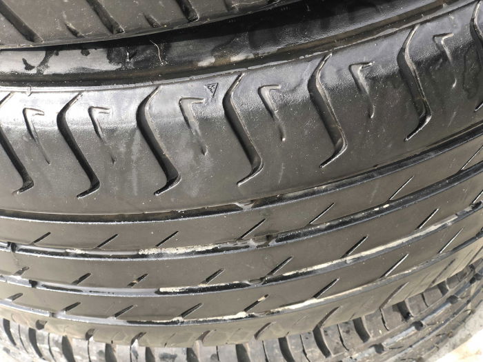 set 2 anvelope 215/60 R15 98H sh vara Trangle 5mm cu garantie [3]