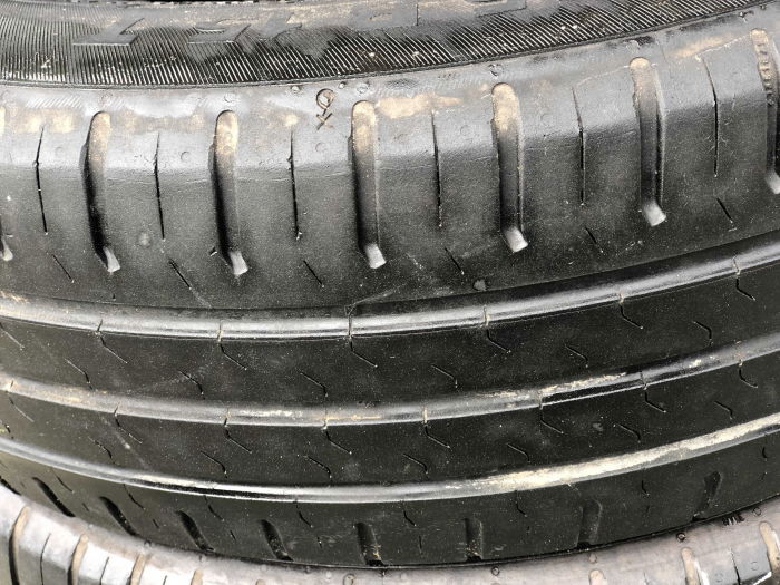 set 4 anvelope 185/65 R15 88T sh vara Continental 6mm cu garantie [3]