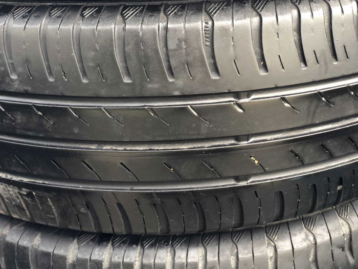 set 2 anvelope 185/65 R15 88T sh vara Continental 6mm cu garantie [2]