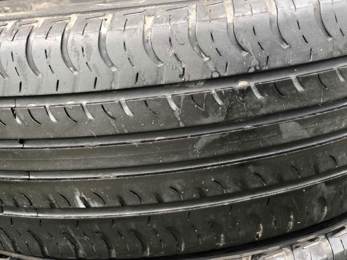 set 2 anvelope 185/60 R15 84H sh vara Hankook 5mm cu garantie [2]