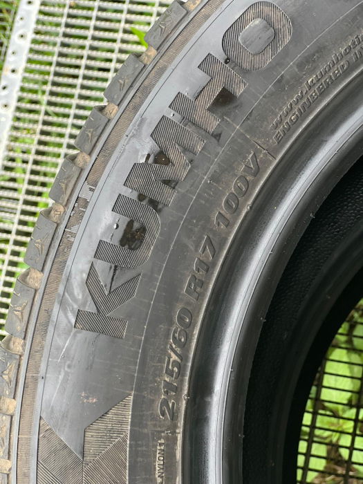 set 2 anvelope 215/60 R17 100V sh iarna Kumho 7.5mm cu garantie [3]