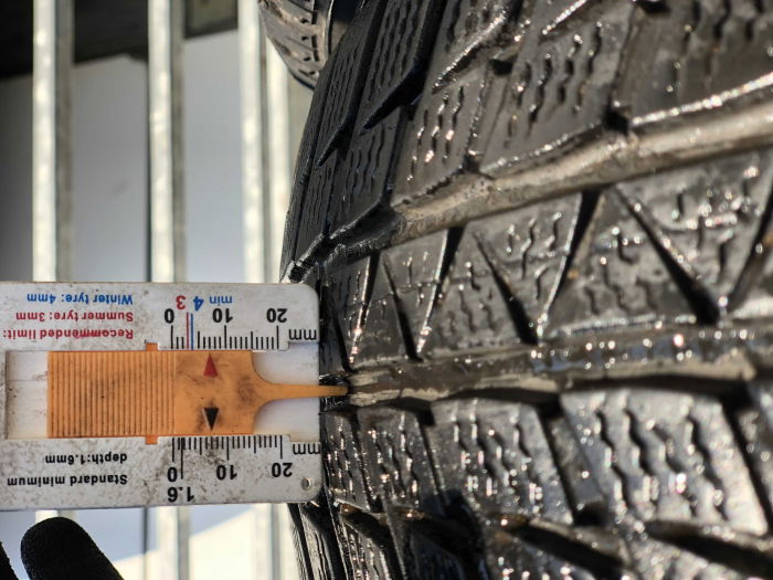 set 4 anvelope 165/60 R15 77T sh iarna Falken 6.5mm cu garantie [8]