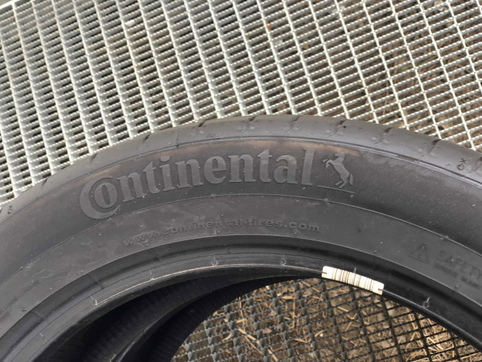 set 2 anvelope 235/50 R19 99V sh vara Continental 5.5mm cu garantie [5]