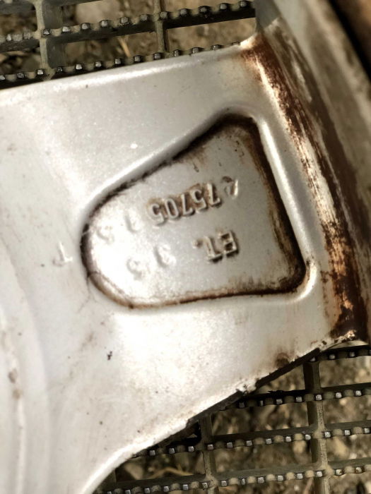 set 4 jante aliaj BMW R15 7Jx15H2 ET35 72.6 5x120 second cu garantie [5]