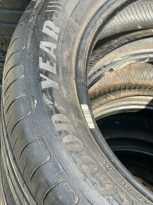 set 4 anvelope 215/55 R17 94V sh vara Goodyear 6.5mm cu garantie [5]