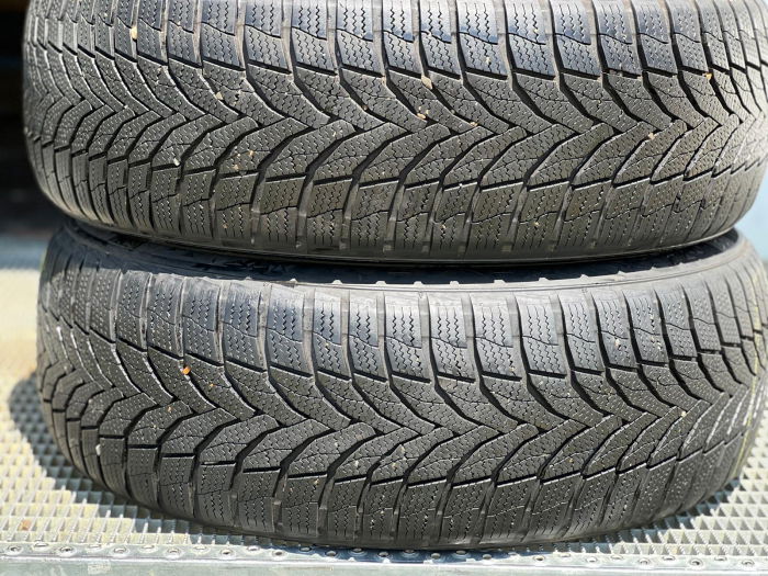 set 2 Anvelope 215/55 R17 98V sh iarna Nexen 8mm cu garantie [1]