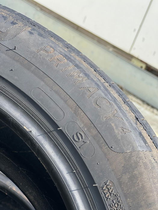 set 2 anvelope 215/60 R17 96V sh vara Michelin 5mm cu garantie [5]