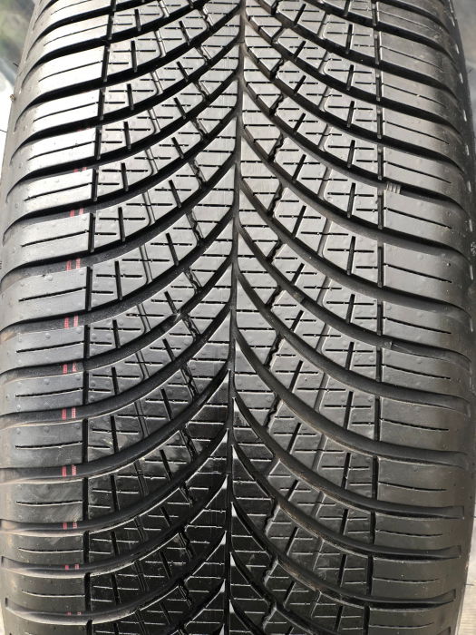 Anvelopa 235/45 R17 97Y nou iarna Goodyear cu garantie [4]