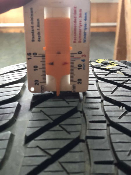 set 2 anvelope 225/55 R17 sh iarna Fulda 6mm cu garantie [6]