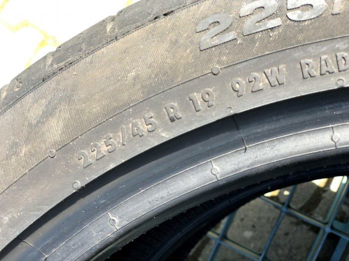 set 2 anvelope 225/45 R19 sh vara Continental 5mm cu garantie [5]