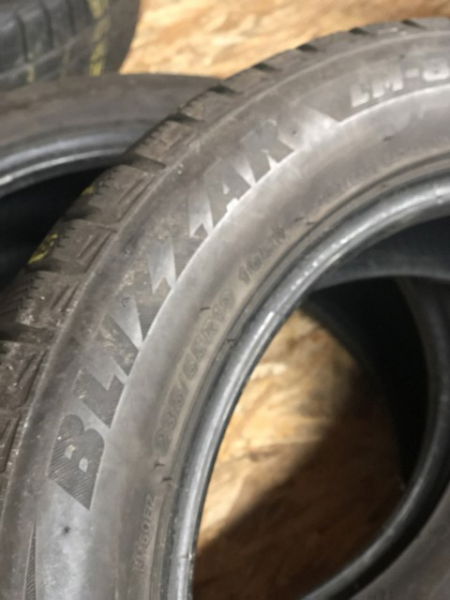 set 2 anvelope 235/55 r19 sh iarna Bridgestone 7mm cu garantie [4]