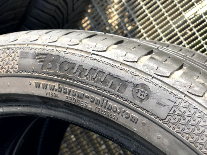 Set 2 anvelope 245/40 R19 98Y XL sh vara Barum 6mm cu garantie [4]