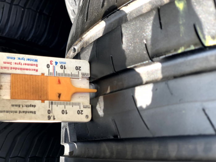 Set 2 anvelope 245/40 R19 98Y XL sh vara Barum 6mm cu garantie [7]