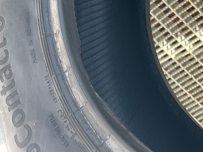 set 4 anvelope 185/65 R15 88H sh vara Continental 6.5mm cu garantie [10]