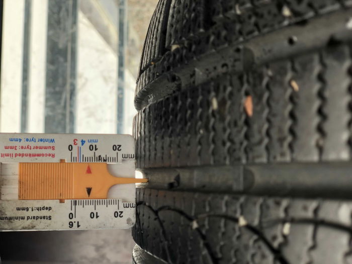 set 2 anvelope 255/50 R17 98V XL sh iarna Imperial 6.5mm cu garantie [7]