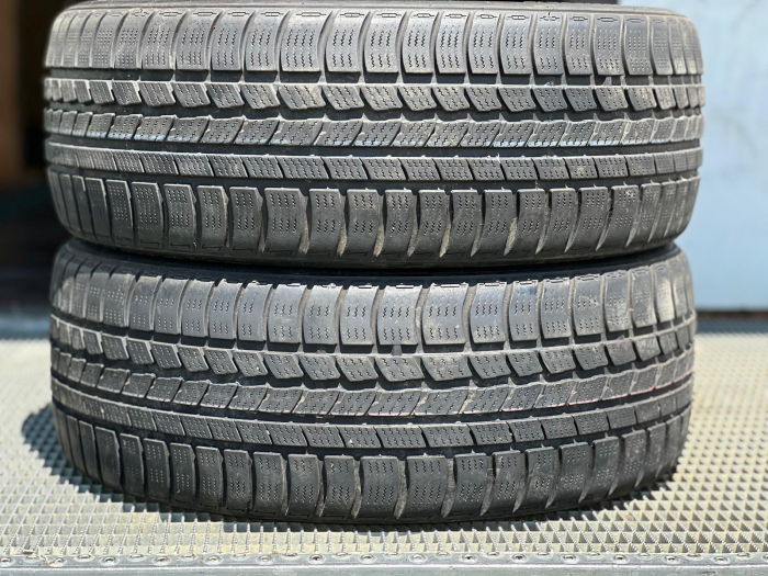 set 2 anvelope 205/50 r17 93V sh iarna Roadstone 7mm cu garantie [1]