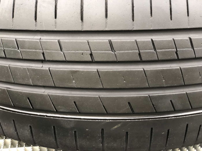set 2 anvelope 235/45 R18 98W sh vara Radial 6mm cu garantie [2]