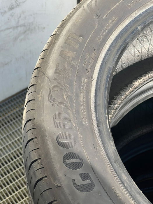 set 4 anvelope 215/55 R17 98W sh vara Goodyear 6.5mm cu garantie [6]