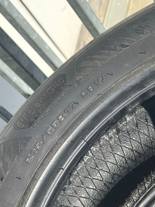 set 4 anvelope 215/55 R17 98W sh vara Goodyear 6.5mm cu garantie [7]